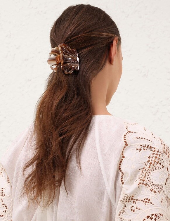 Barrette coquillage beige en ligne Barrette coquillage beige en ligne