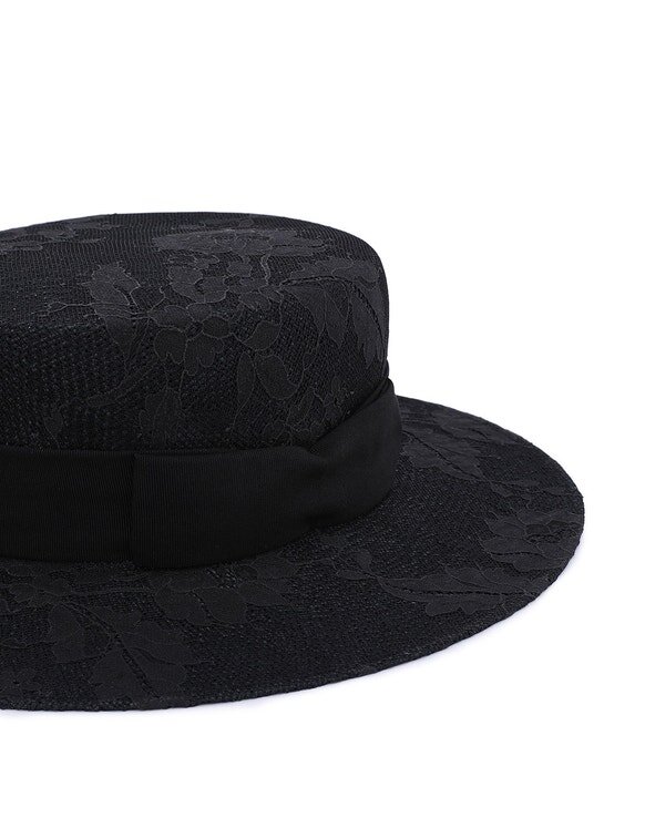 Canotier en dentelle noir en ligne Canotier en dentelle noir en ligne