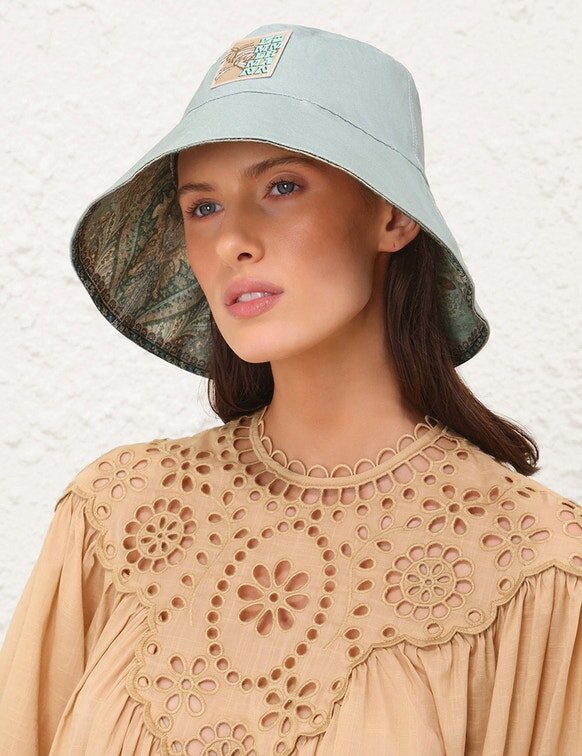 Chapeau bob à large bord imprimé Tapestry Teal Multi en ligne Chapeau bob à large bord imprimé Tapestry Teal Multi en ligne