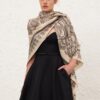Foulard maxi en soie imprimée « Cream Perla Paisley » en ligne Foulard maxi en soie imprimée « Cream Perla Paisley » en ligne