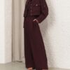 Pantalon ajusté en laine Luna, couleur acajou, en ligne Pantalon ajusté en laine Luna, couleur acajou, en ligne