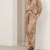 Pantalon sarouel Rebellion « Latte Leopard » en ligne Pantalon sarouel Rebellion « Latte Leopard » en ligne